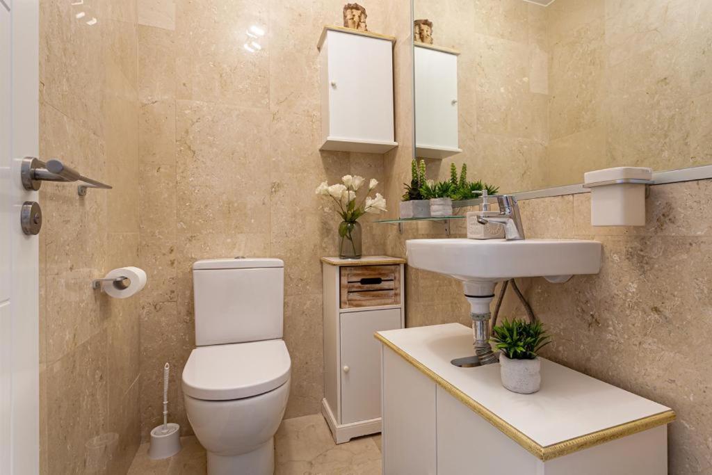 Luxurioesen Apartment Am Meer Golfplatz, Strand Плая дел Кура Екстериор снимка